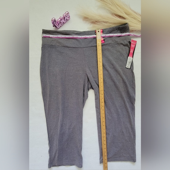 teezher capri plus size style #45749‎ Size 3X/3TG Color Gray - Picture 2 of 6